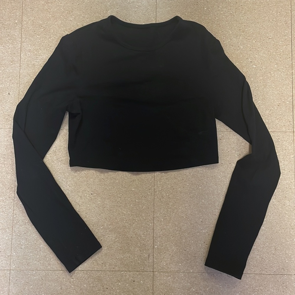 Womens basic black cropped long sleeve top tight athletic Size 4/6/S/M